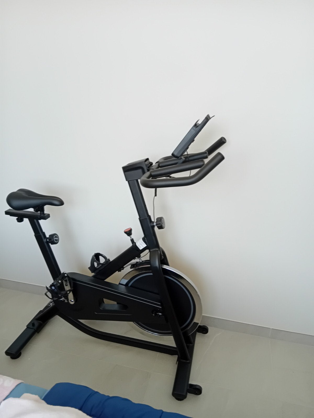 Hometrainer  in mooie staat 8 maand oud, Ophalen