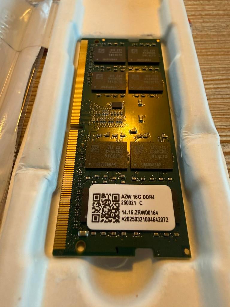 16GB DDR4 SO-DIMM RAM (3200MHz), DDR4, Ophalen of Verzenden, Zo goed als nieuw, Laptop