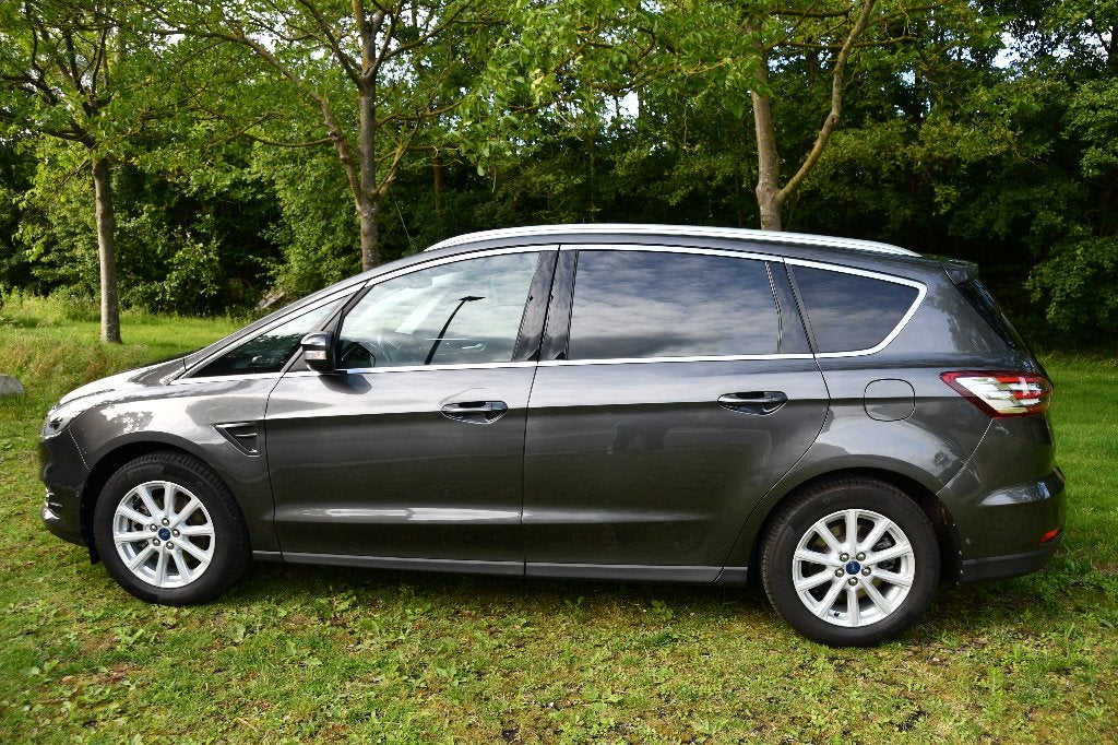 Ford S-Max, Autos, Ford, Particulier, S-Max, Caméra 360°, Caméra de recul, Phares directionnels, Airbags, Air conditionné, Android Auto