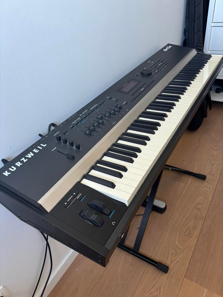 Kurzweil Artis Stage Piano (nieuwprijs 2500 euro), Enlèvement, Comme neuf