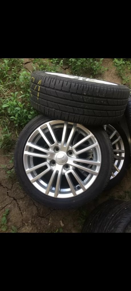 Mitsubishi Colt 16' wielen, Ophalen, Gebruikt, Velg(en), 16 inch