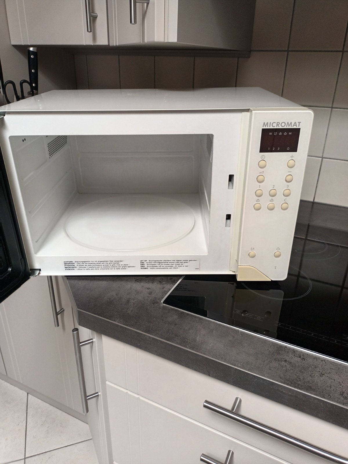 Microgolfoven AEG, Elektronische apparatuur, Microgolfovens, Ophalen, Gebruikt, Microgolfoven, Draaiplateau