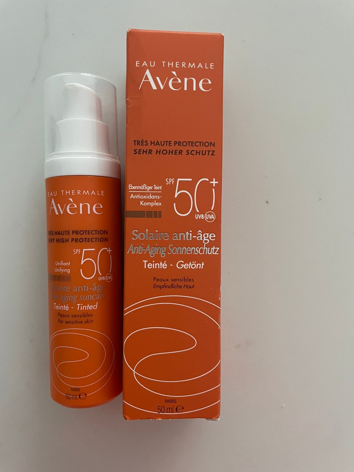 Avène Solair Anti-âge Getinte Zonnebrand SPF50+, Enlèvement ou Envoi, Neuf