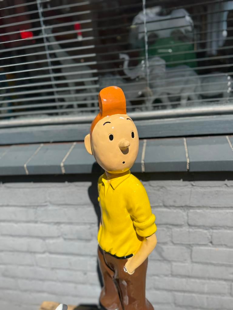 Tintin avec la statue de Bobbie, Enlèvement, Tintin, Comme neuf