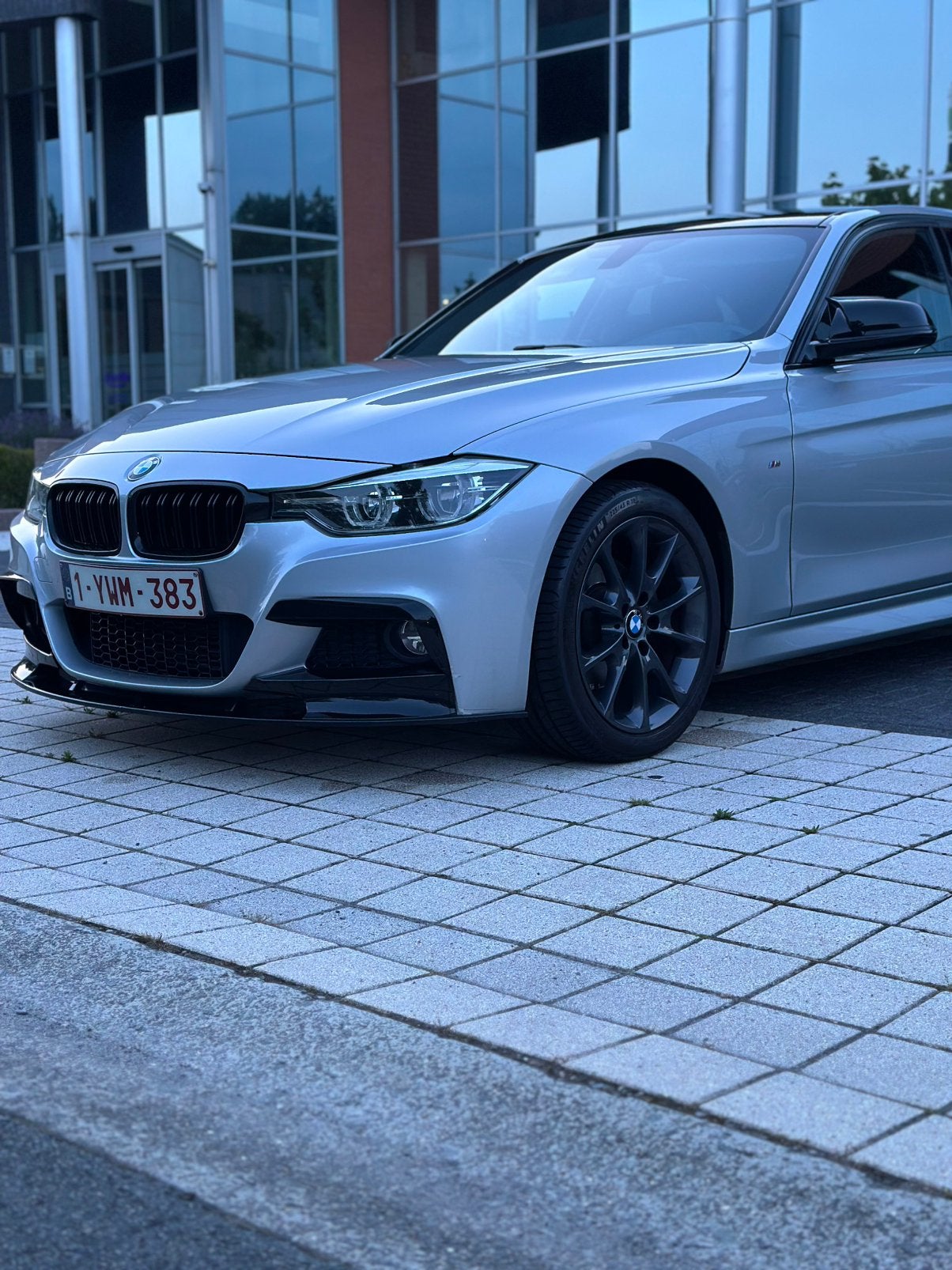 320D M-pack, Auto's, BMW, Particulier, 3 Reeks, Apple Carplay, Diesel, Euro 6, Berline, 5 deurs, Automaat, Zilver of Grijs, Leder