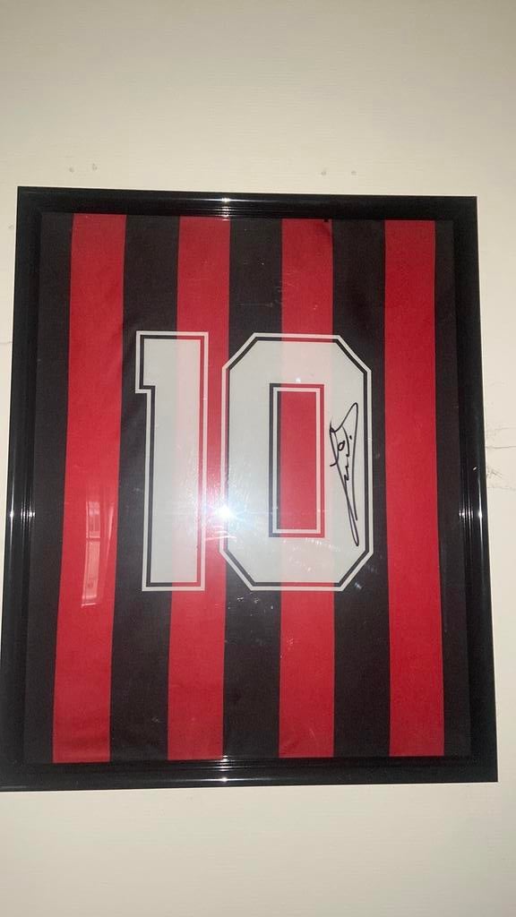 gesigneed gullit shirt, Ophalen