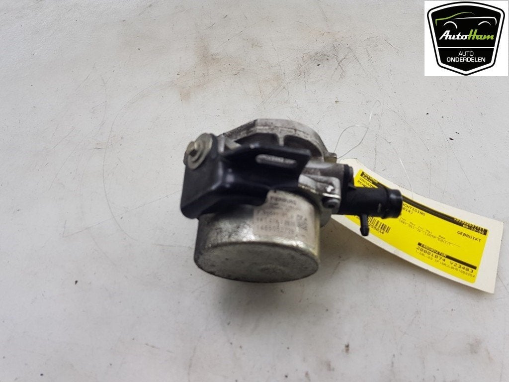 VACUUM POMPE FREIN BOOSTER Renault Clio IV (5R), Utilisé, Renault