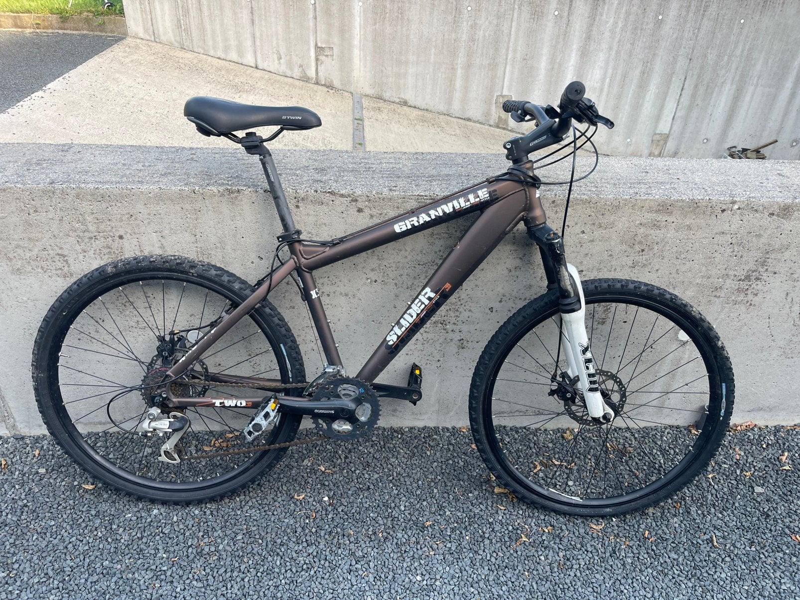 Vélo de montagne Brown Granville, Enlèvement, Utilisé, Plus de 20 vitesses, Frein à disque
