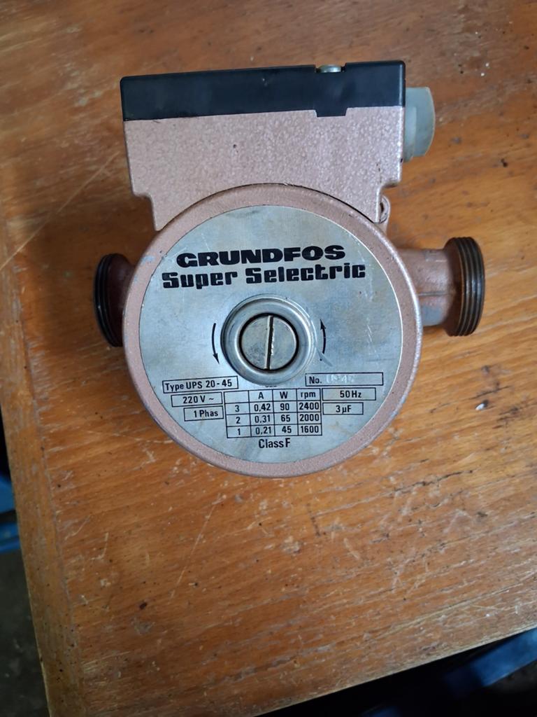 Grundfos super selectie type UPS 20-45 cv circulatiepomp, Ophalen