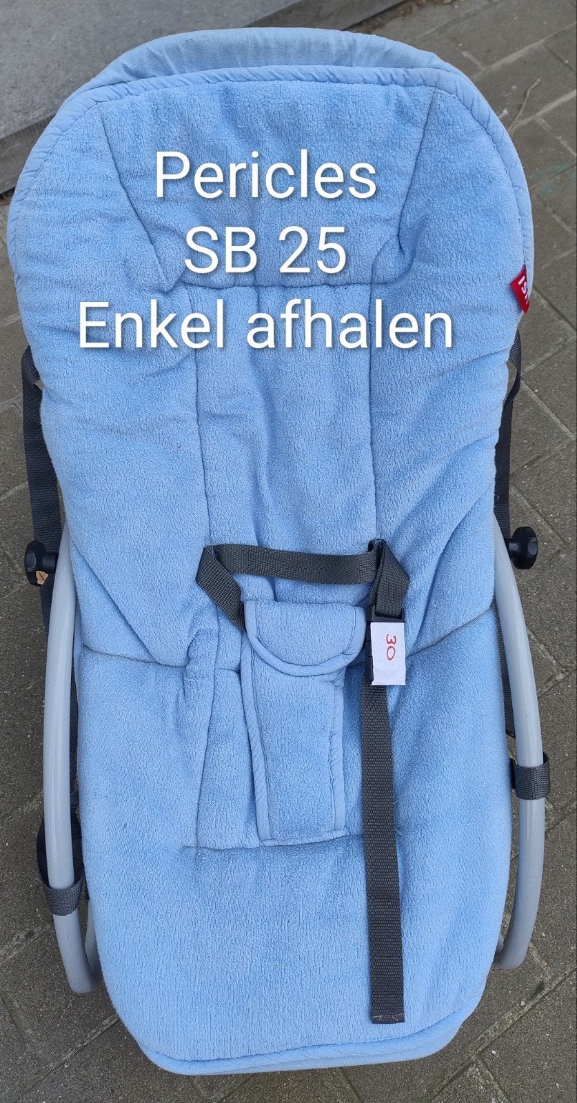 Wipper pericles, Enlèvement