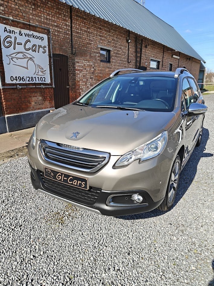 Peugeot 2008 Allure Panodak (bj 2015), Auto's, Voorwielaandrijving, Euro 5, Gebruikt, 120 pk