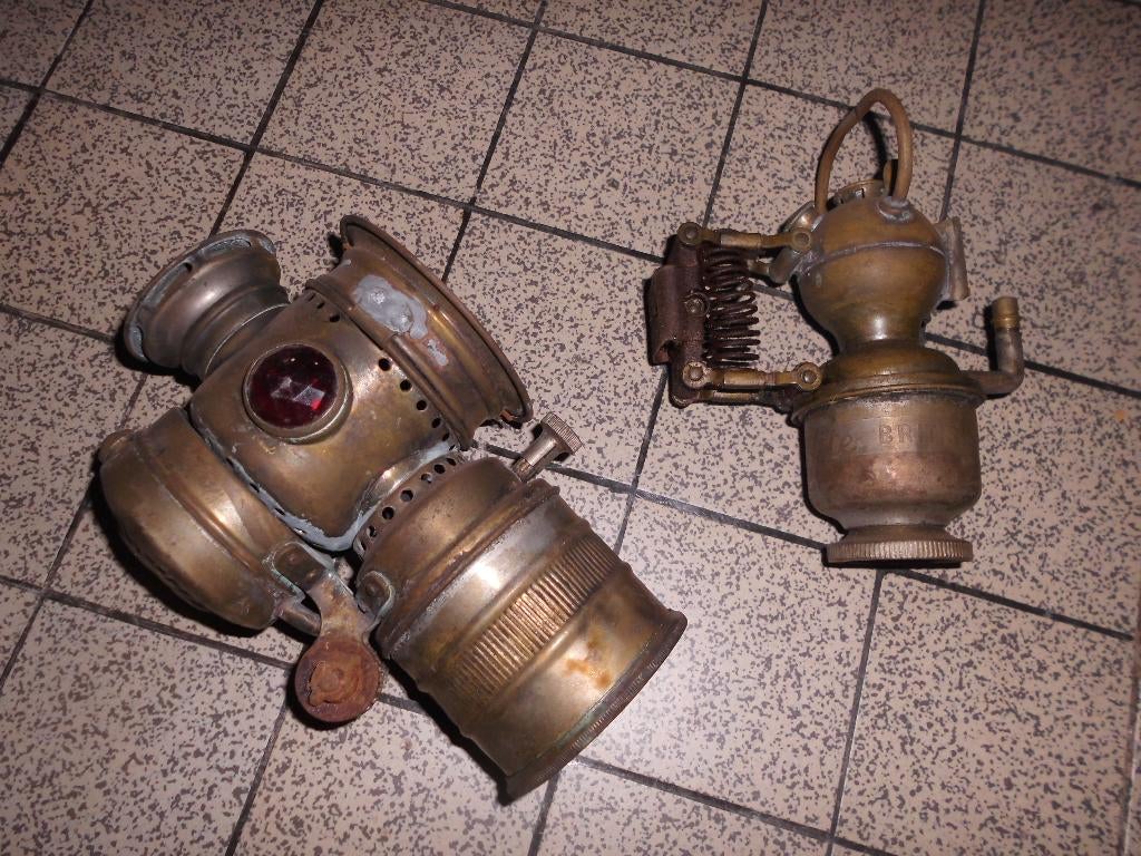 lot 2 anciennes lampes a carbure miller's et GH phare velo, Enlèvement ou Envoi