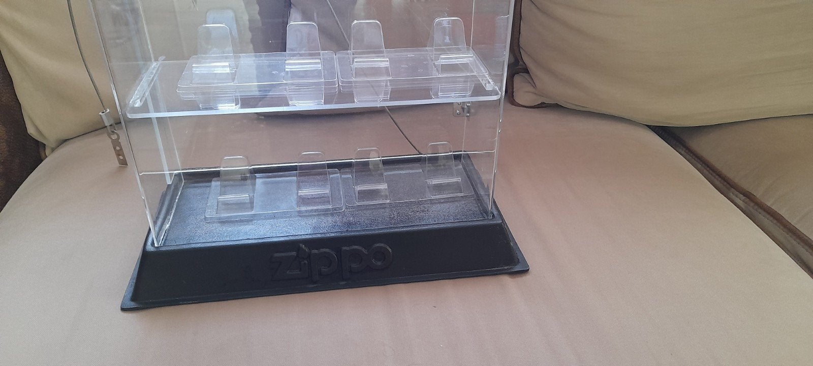 Zippo vitrine kast, Ophalen of Verzenden, Met slot
