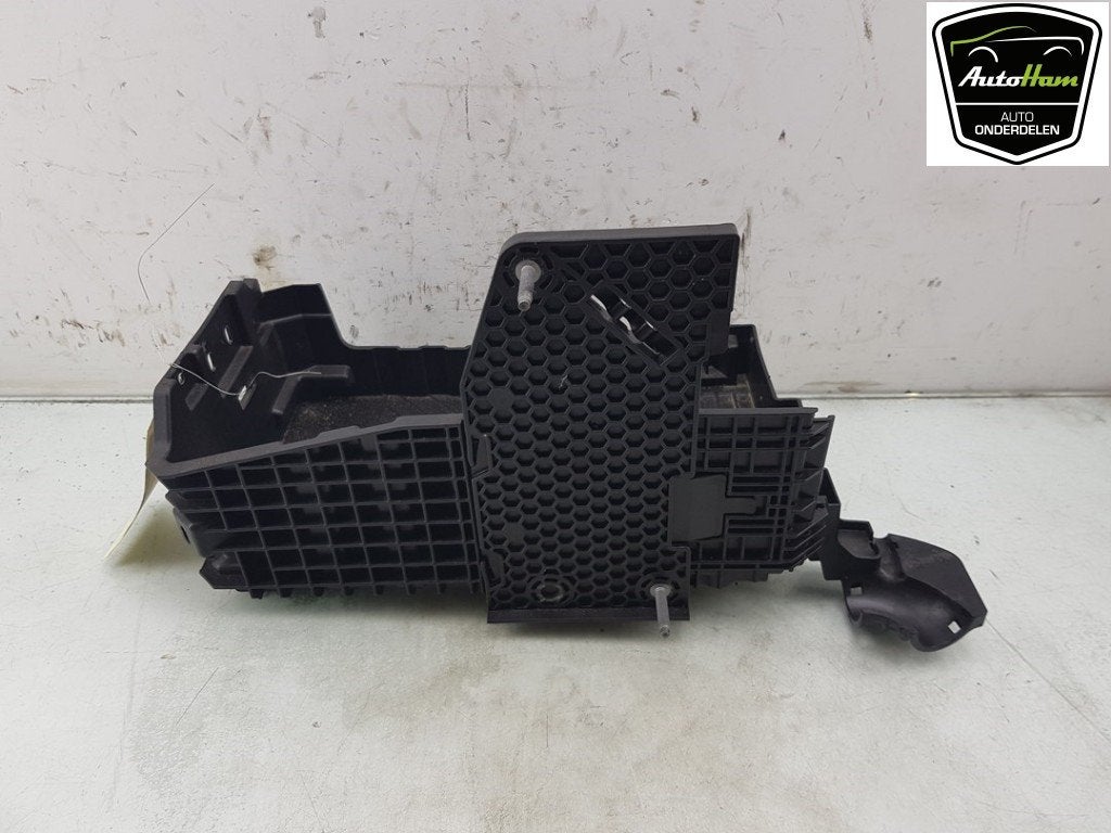 BAC A BATTERIE Peugeot 208 II (UB / UH / UP) (01-2019/-), Utilisé, Peugeot