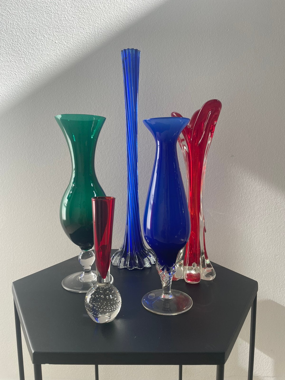 Vintage vaasjes (Murano /Empoli), Ophalen of Verzenden, Zo goed als nieuw, Rood
