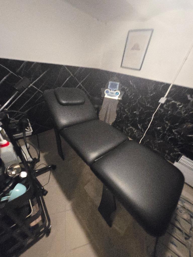 Table de massage pro, Sport en Fitness, Massageproducten, Zo goed als nieuw, Massagetafel, Ophalen