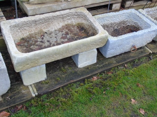 bac ou auge en pierre bleu , jardinière , grand choix !!, Moins de 30 cm, Pierre, Enlèvement, Utilisé