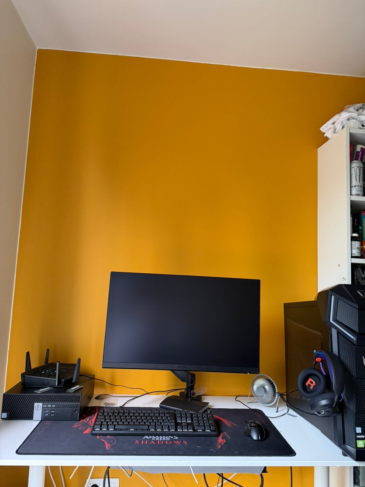 Witte bureau 140cm x 60cm, Huis en Inrichting, Bureaus, Ophalen, Zo goed als nieuw, IKEA
