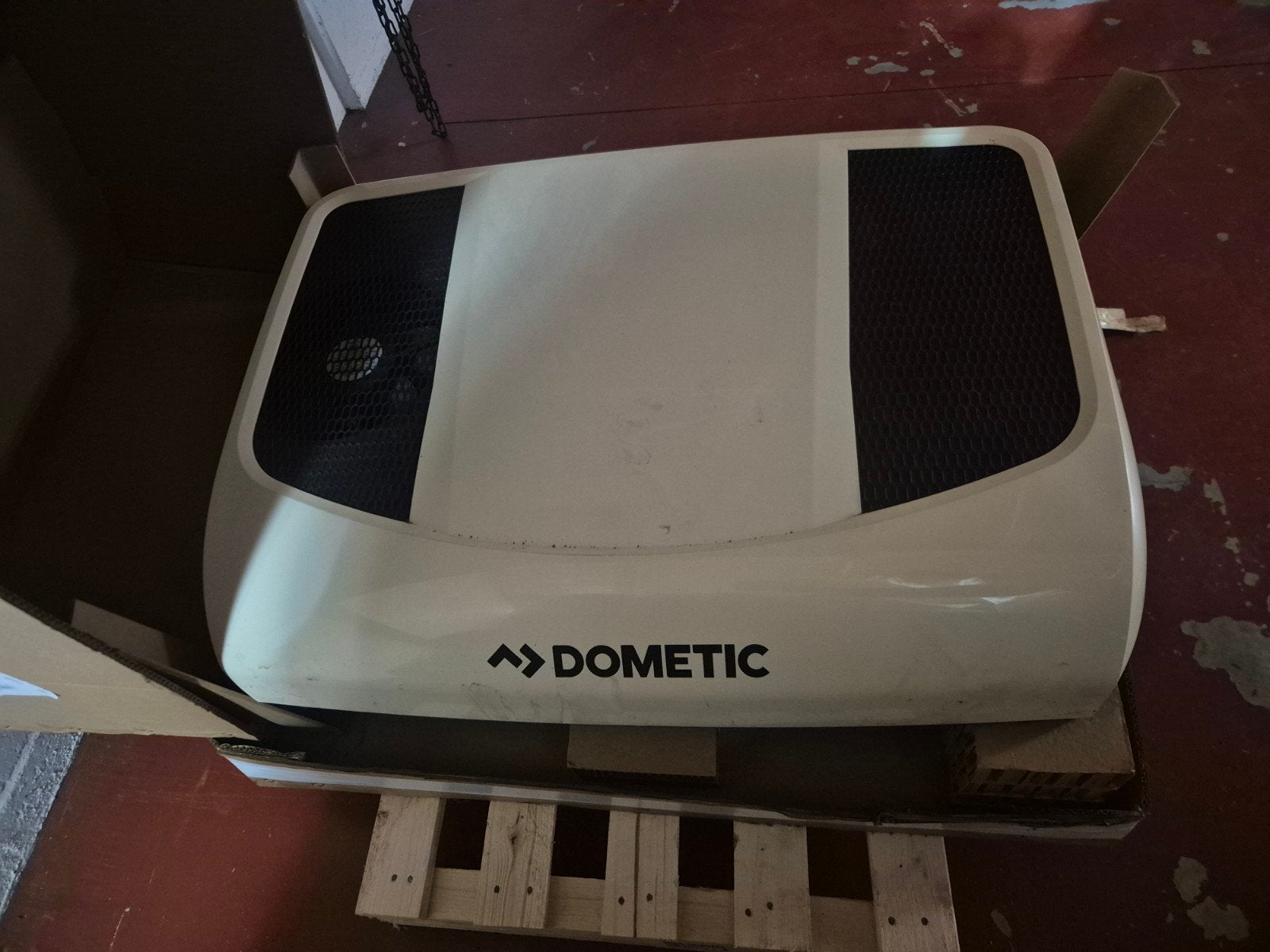 Dometic Airco, Ophalen