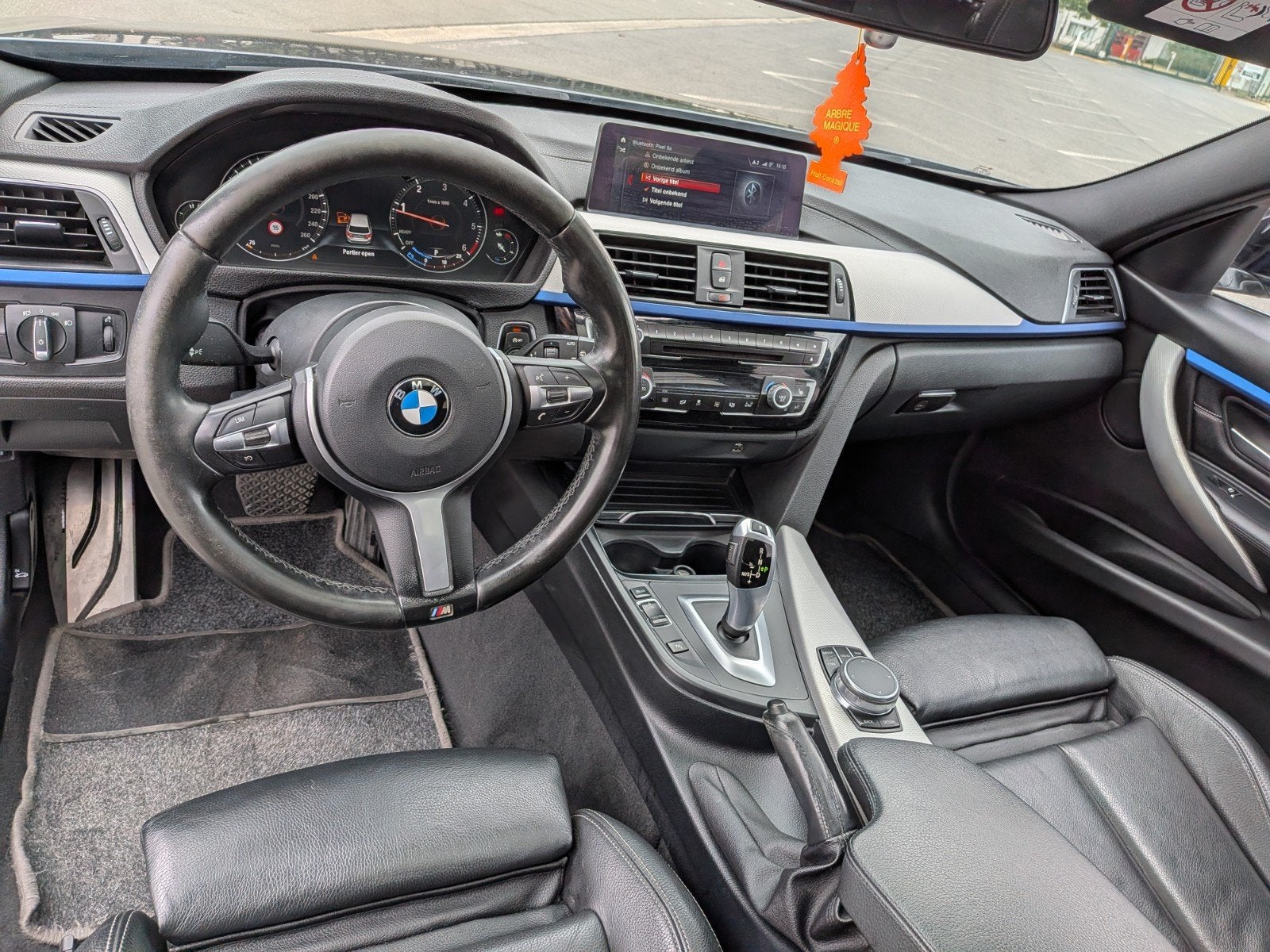 BMW 318d Touring M Sport, Autos, BMW, Particulier, Achat