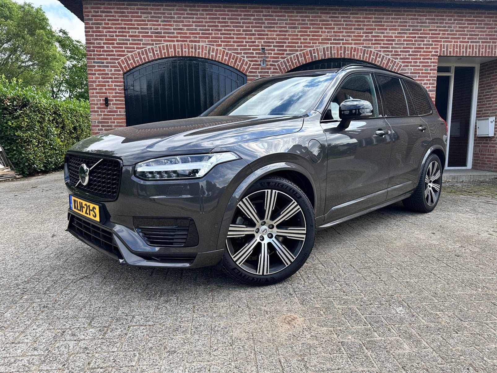 XC90 2.0 T8 AWD Ultra Dark B&W/Pano/luchtverv/THK/7p/Inruil, 4 cilinders, 7 zetels, Vierwielaandrijving, SUV of Terreinwagen