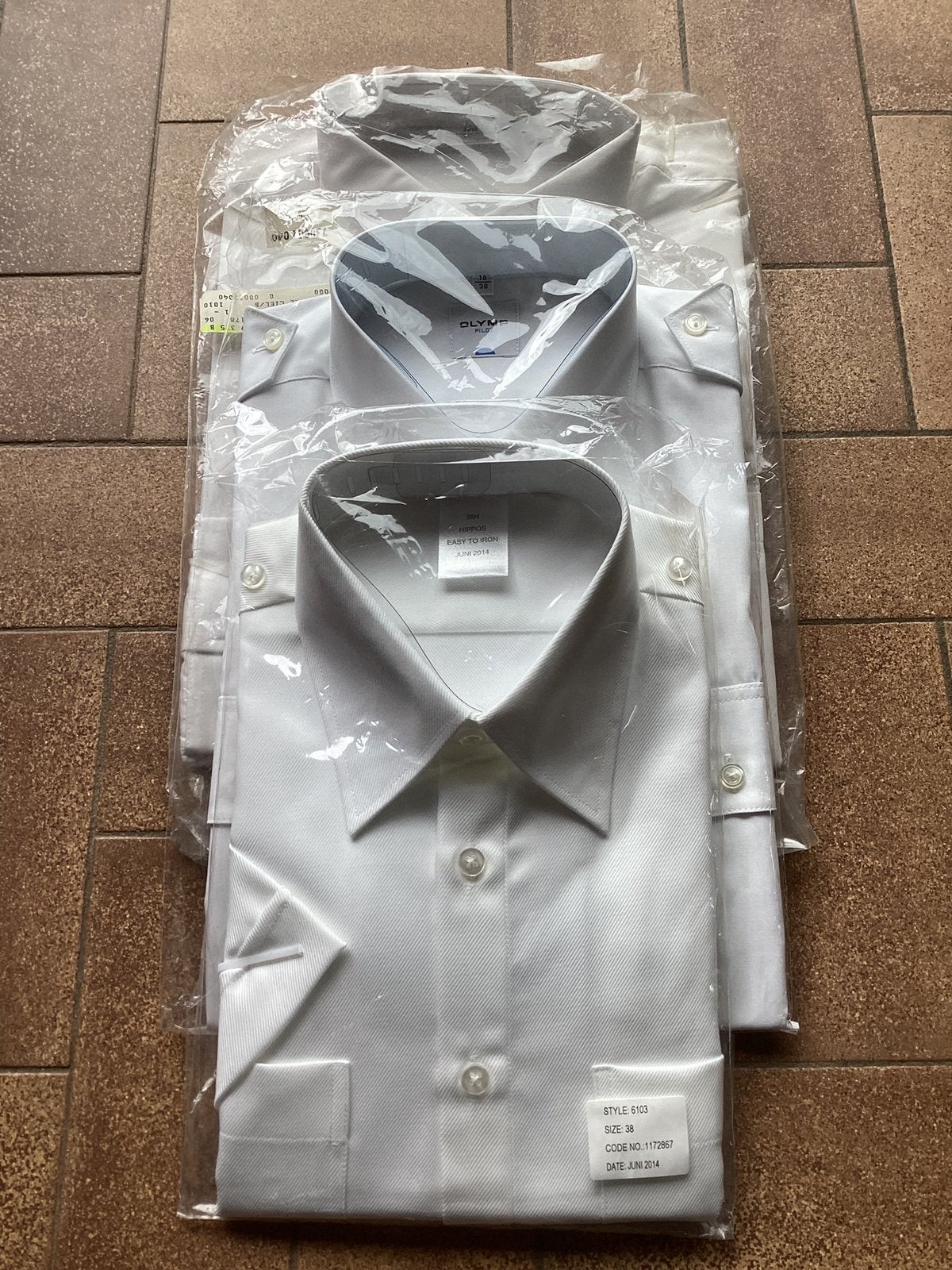Witte herenhemden mt. 37 en 38, korte mouwen, Kleding | Heren, Overhemden, Ophalen