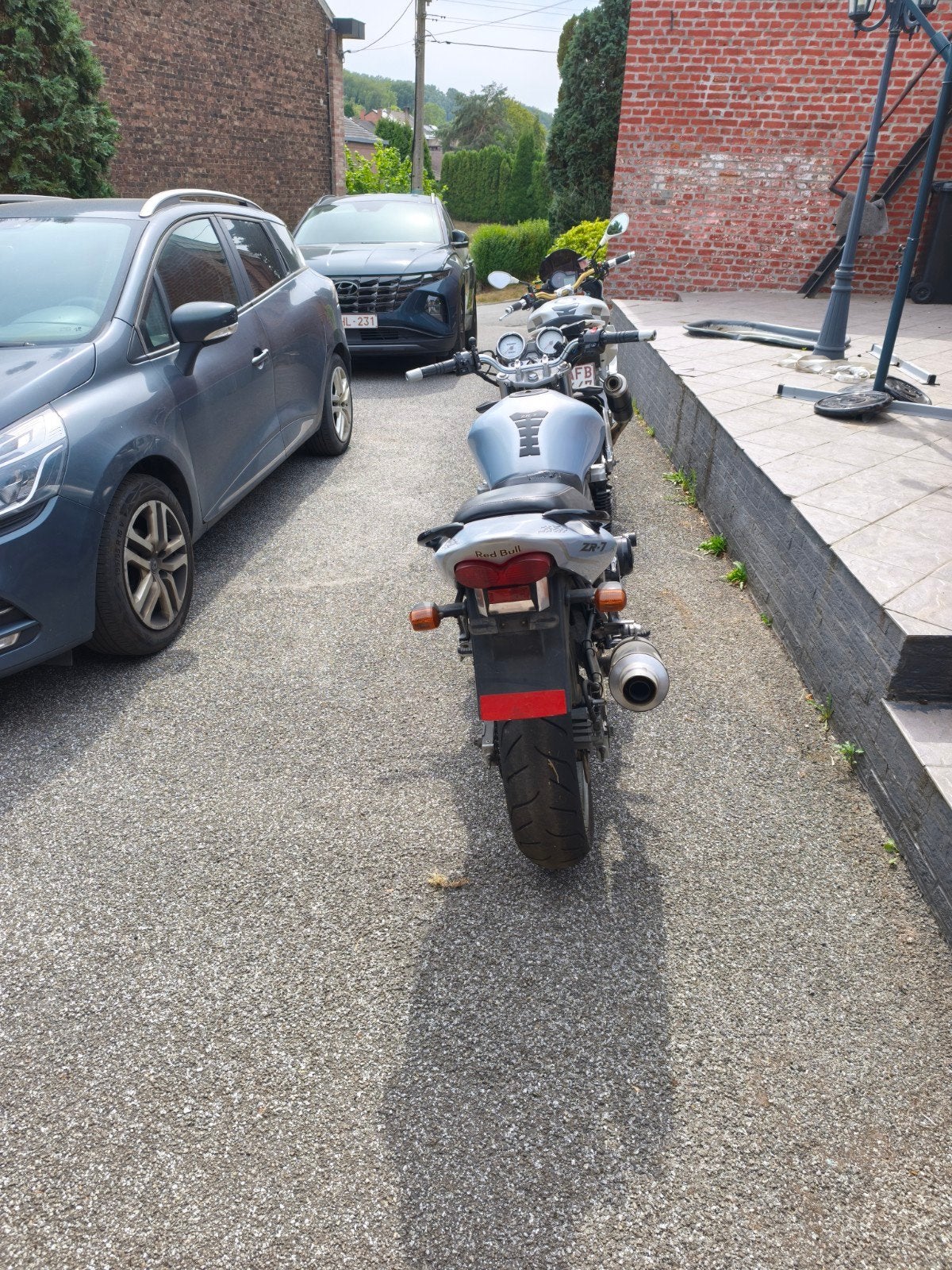 Bonjour je vend mon Kawasaki zr7 de 2004, Motos