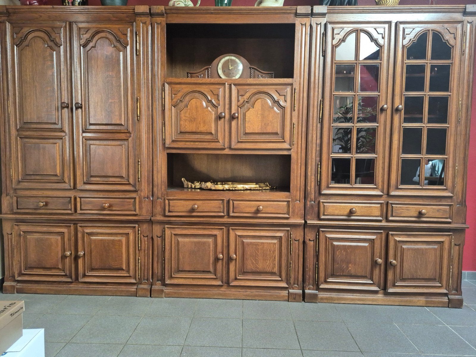 Kast, Ophalen