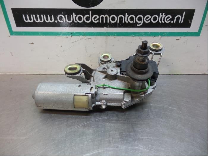 Moteur essuie-glace arrière d'un Volkswagen Golf (Golf 97-), Volkswagen, -, 3 mois de garantie, Utilisé