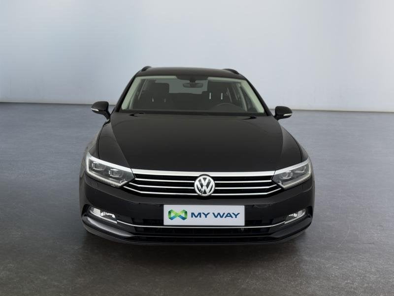 Volkswagen Passat 1.6 TDi 120 CV | DSG| Camera | Carplay | C, Autos, Volkswagen, Achat, Euro 6, Entreprise, Noir