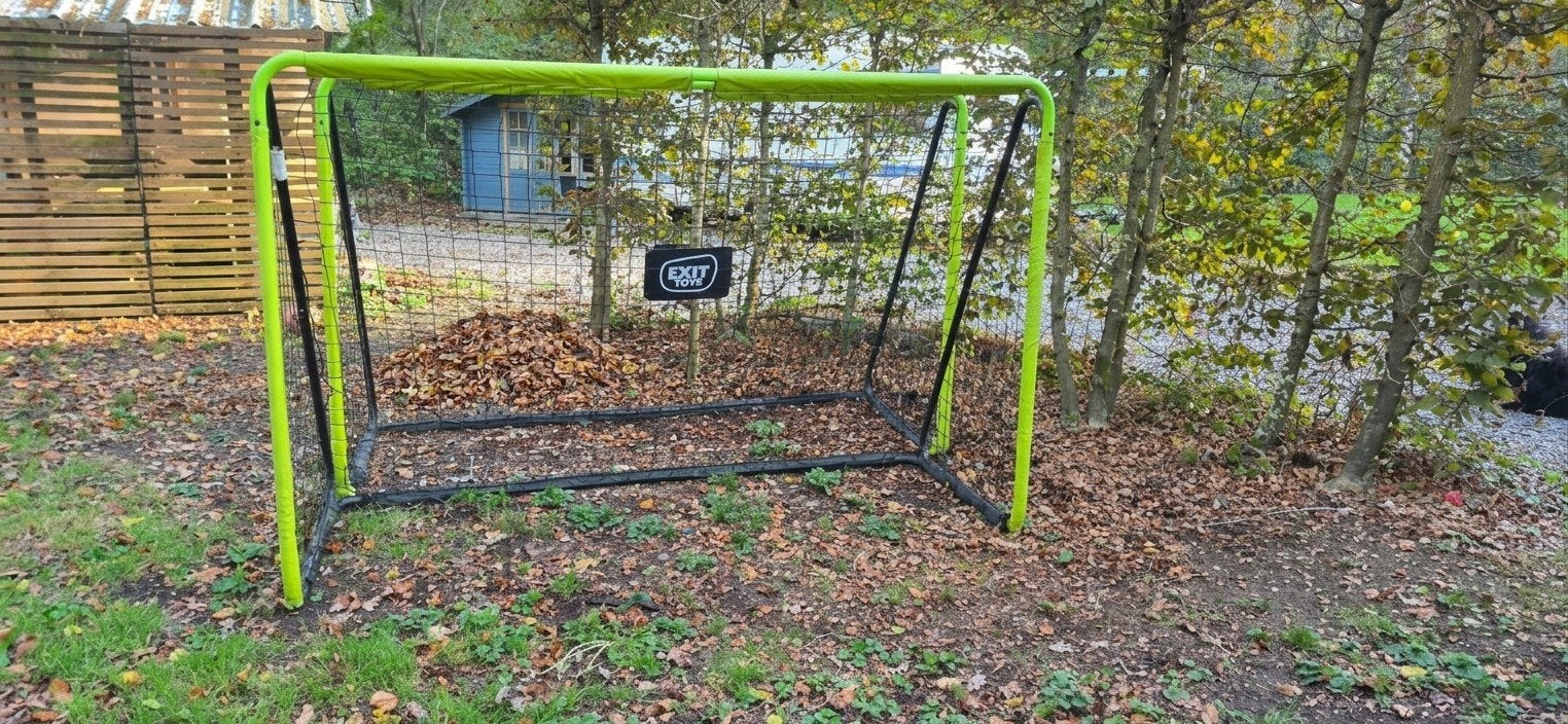 Verlaat het voetbaldoel voor kinderen, Ophalen, Nieuw
