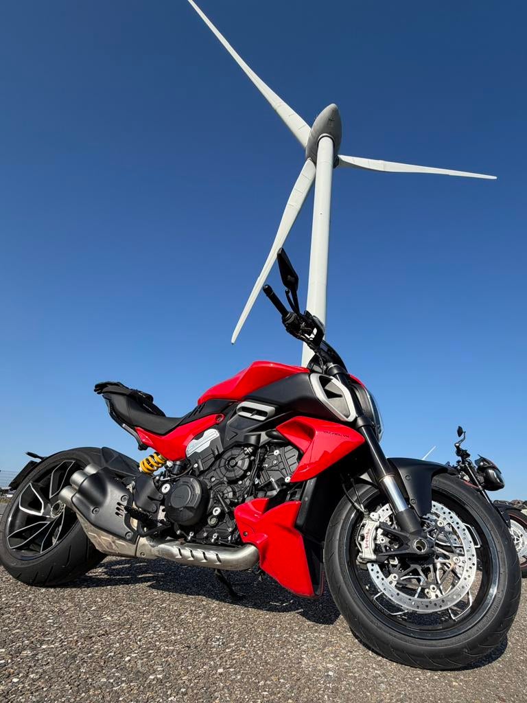 Ducati Diavel V4, Motoren, Motoren | Ducati, Particulier, Sport, ABS