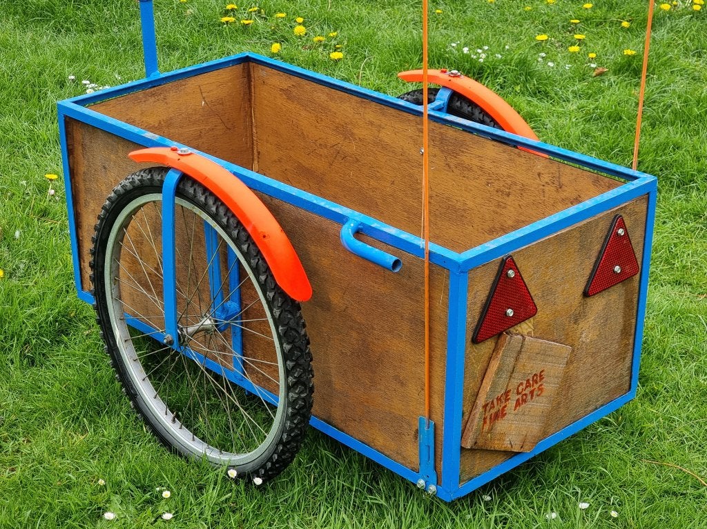 Grande remorque vélo avec roues de 24", siège et attelage, Enlèvement, Utilisé, Remorque à bagages