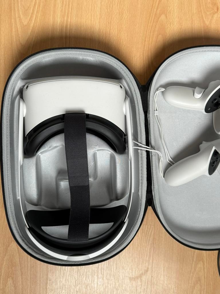 Meta Oculus Quest 2, Ophalen of Verzenden, Zo goed als nieuw