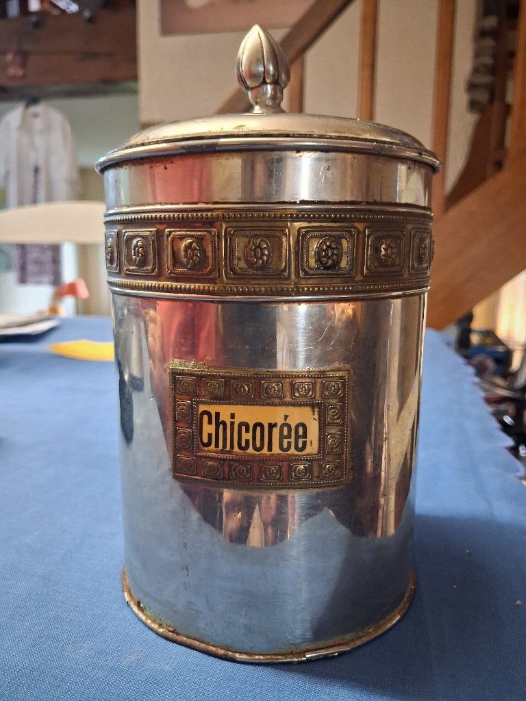 Boite à chicorée, Ophalen