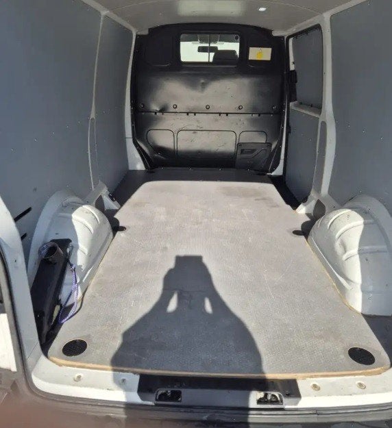 VW Transporter T6 met eenvoudig uitneembare kampeerkit, Autos, Achat, Euro 6, 3 places, 5 portes