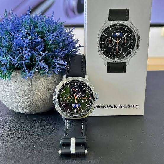 Galaxy Watch8 Classic - NEUF BOITE JAMAIS OUVERTE, Samsung galaxy watch8, Zwart, Nieuw, Ophalen of Verzenden