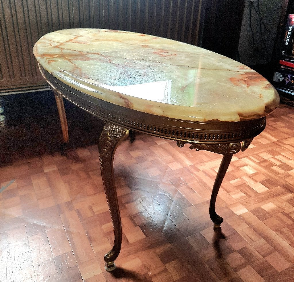 Table basse Vintage Regency — Onyx et laiton, Maison & Meubles, Hollywood Regency / Vintage / Klassiek, 50 à 100 cm, Enlèvement