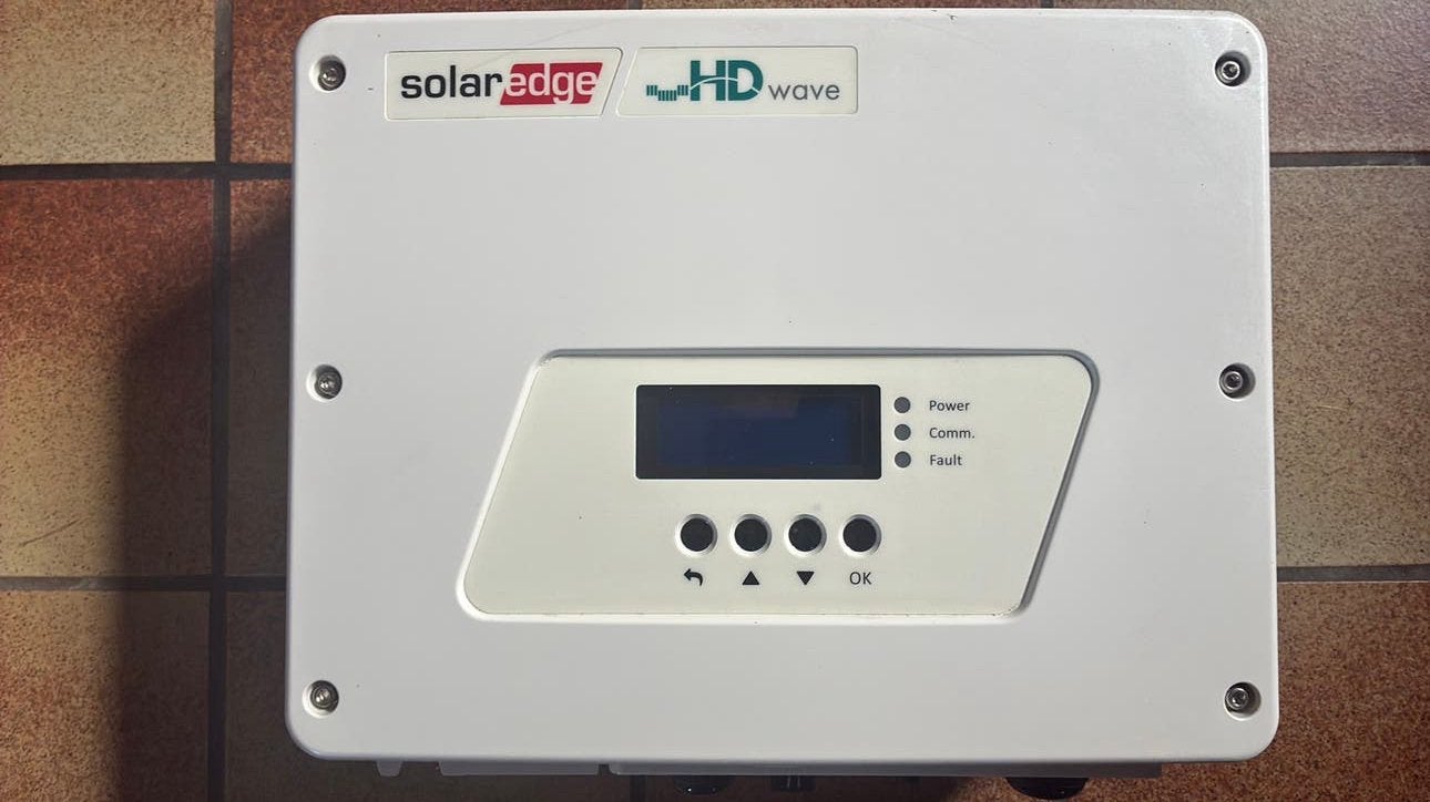 Omvormer Solar Edge SE2200H, Ophalen, Zo goed als nieuw
