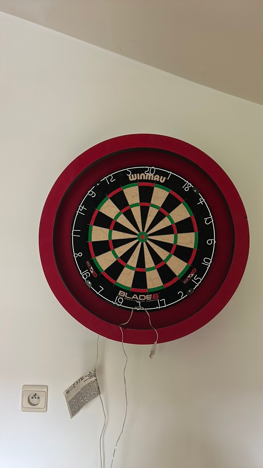Dartsbord met verlichting, Ophalen, Gebruikt, Dartbord