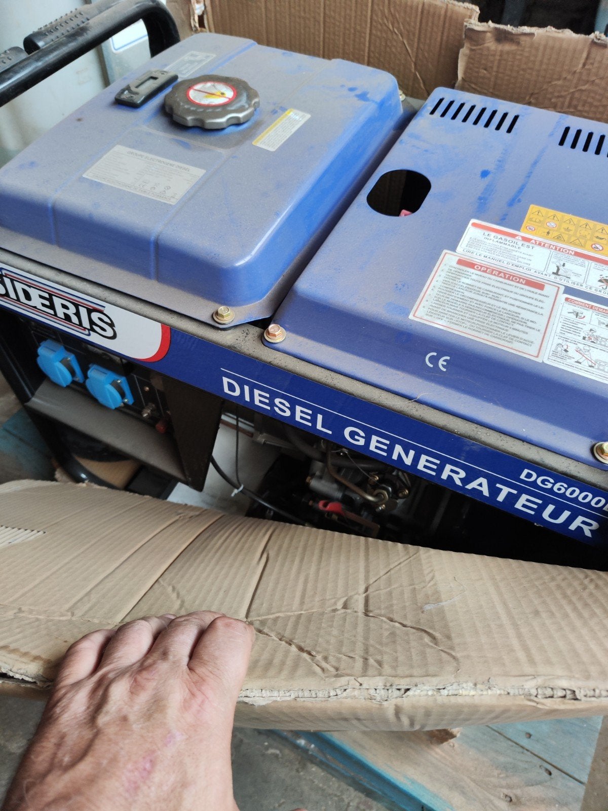 Diesel générateur dg6000e neuf, Enlèvement