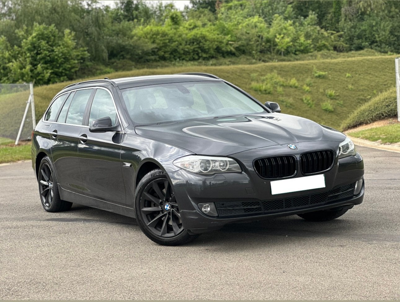BMW 520D Break Carnet Complet Airco Navi, Auto's, BMW, Bedrijf, 5 Reeks, Elektrische stoelverstelling, Diesel, Euro 5, Break, 5 deurs