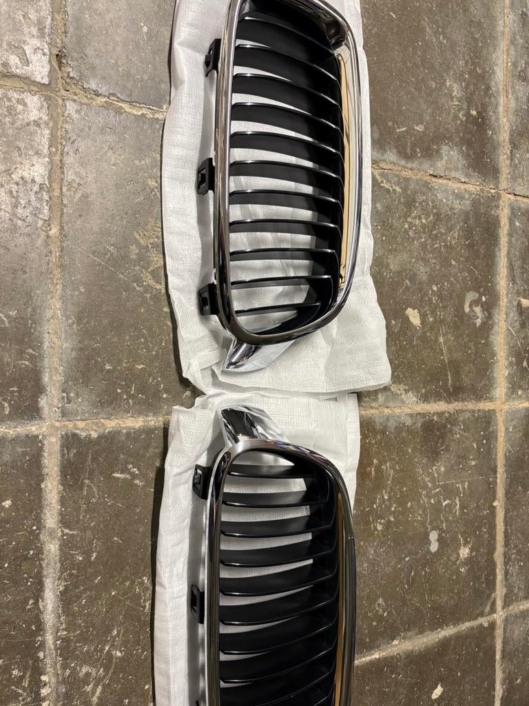 Calandre origine bmw f31, Autos : Pièces & Accessoires, Enlèvement, BMW