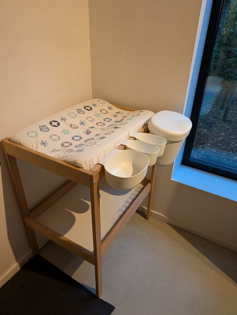Verzorgtafel met kussen en toebehoren, Ophalen, Zo goed als nieuw, Aankleedkussen