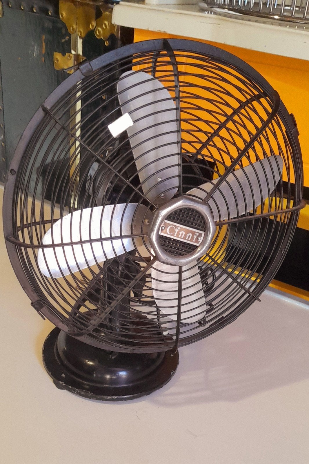 Ventilateur vintage CINNI en état de fonctionnement, Antiquités & Art, Enlèvement