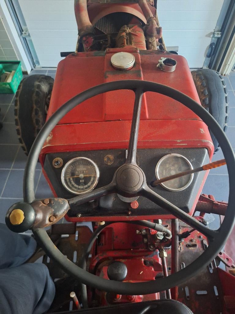 Mc Cornick international 423, Jusqu'à 80 ch, Case IH, Enlèvement, Oldtimer/Ancêtre