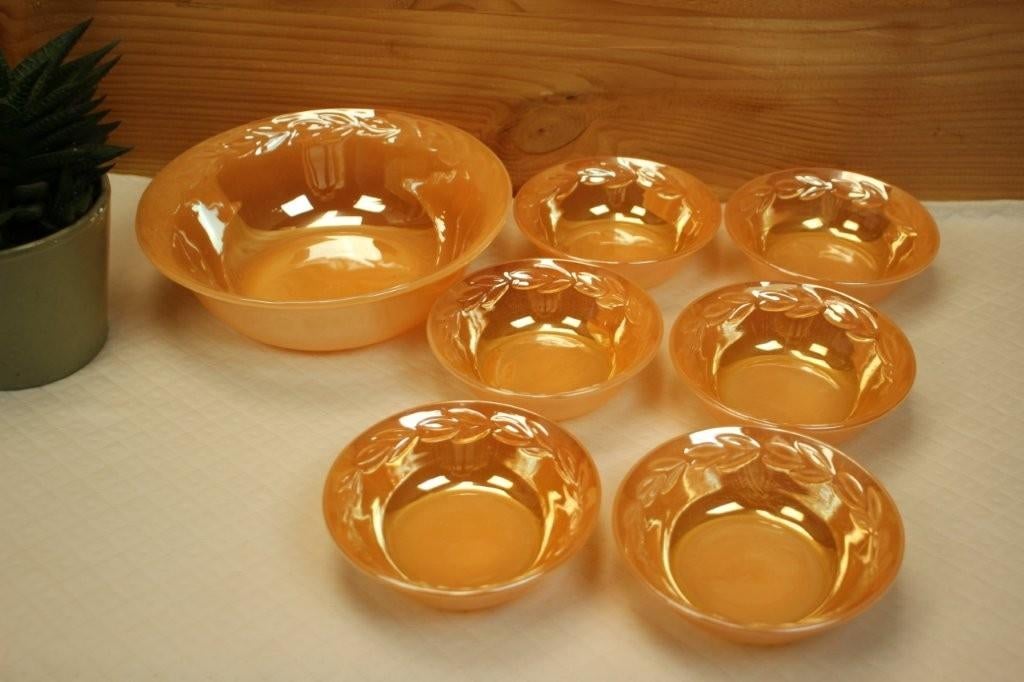 Vintage Fire King roze kommetjes, Ophalen of Verzenden, Glas, Kom(men)