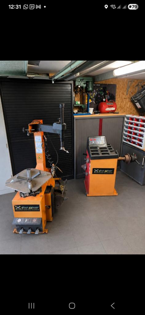 Bandenmachine en balanceertoestel, Autos : Divers, Outils de voiture, Enlèvement