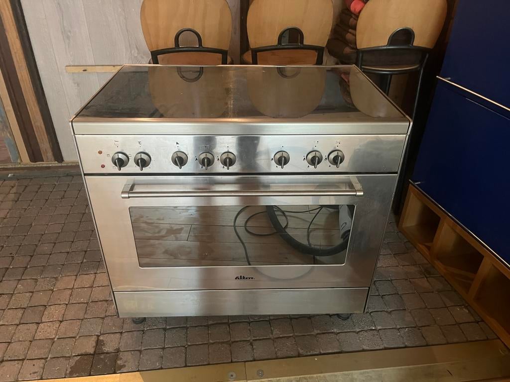 Oven en kookplaat, Elektronische apparatuur, Fornuizen, Ophalen, Zo goed als nieuw, Elektrisch