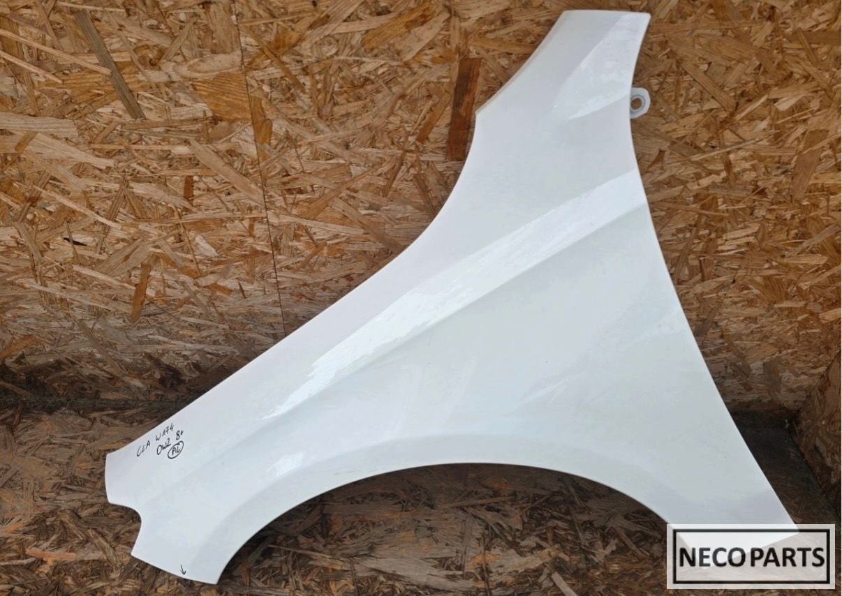 MERCEDES CLA W174  SPATBORD ZIJSCHERM LINKS ORIGINEEL, Arrière, Haillon arrière, Utilisé, -